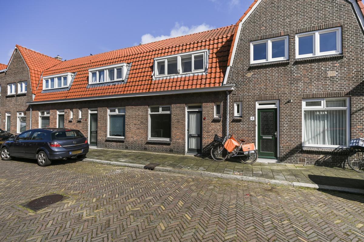 Emmastraat 6