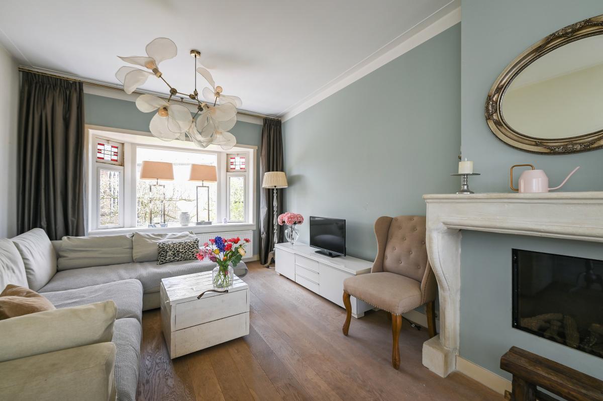 Van Schagenstraat 9A