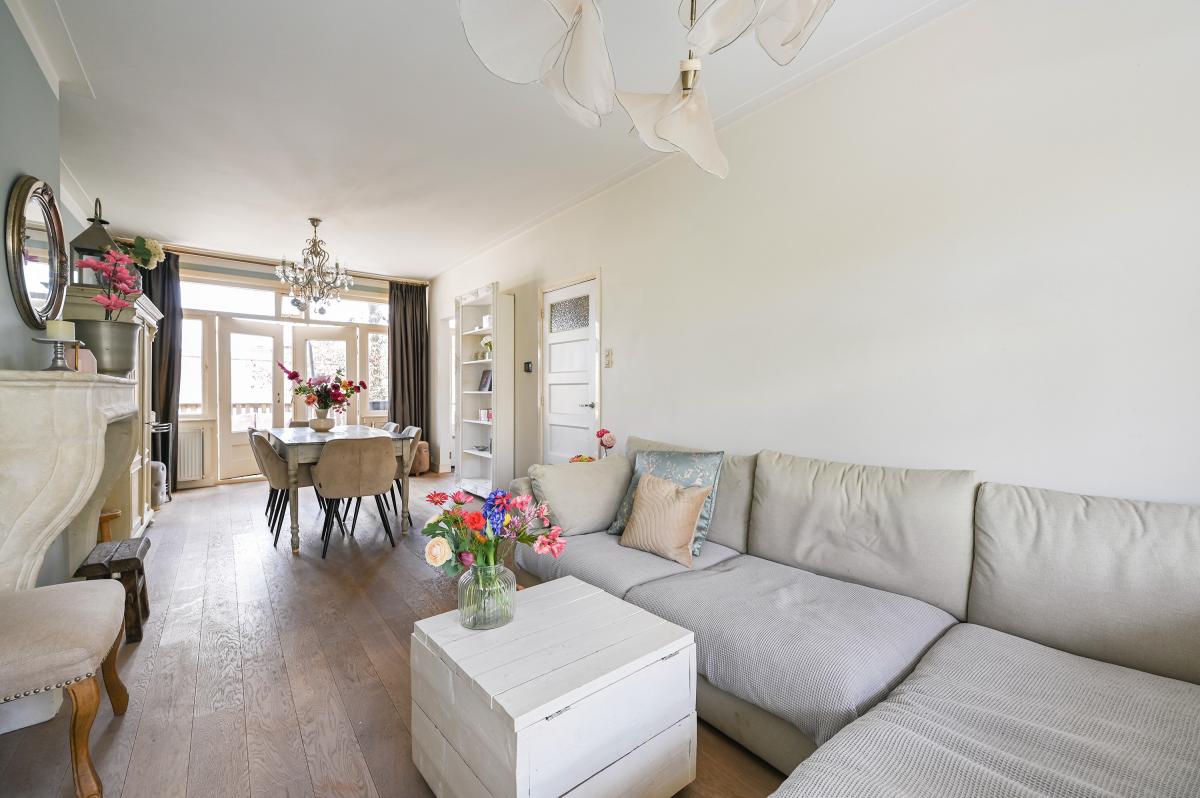 Van Schagenstraat 9A