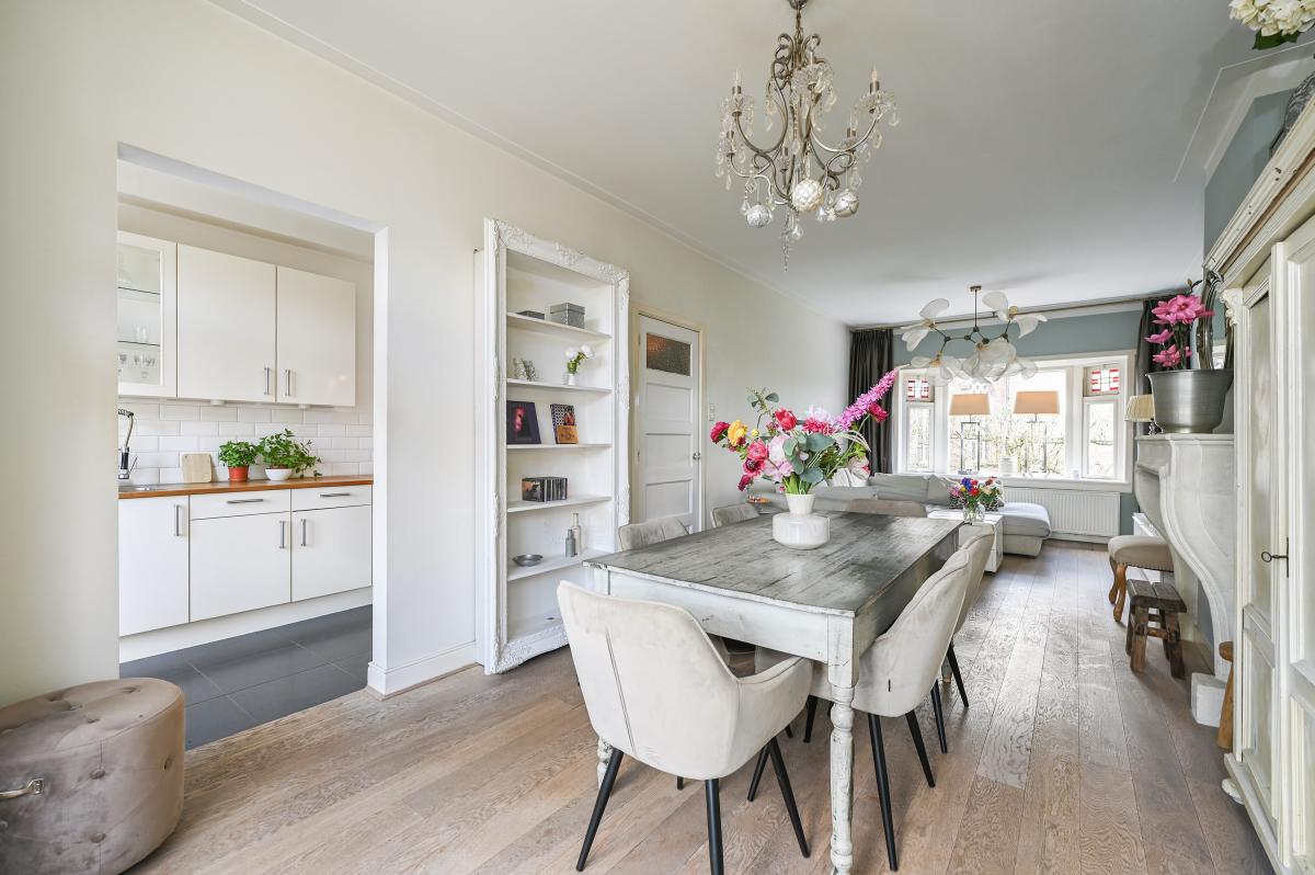 Van Schagenstraat 9A