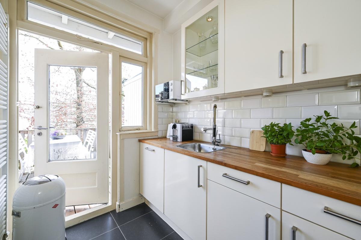 Van Schagenstraat 9A