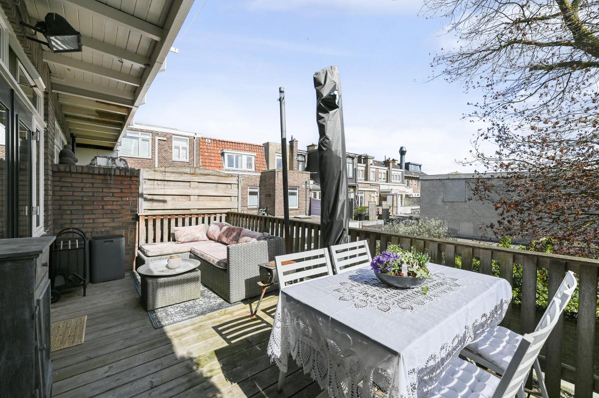 Van Schagenstraat 9A