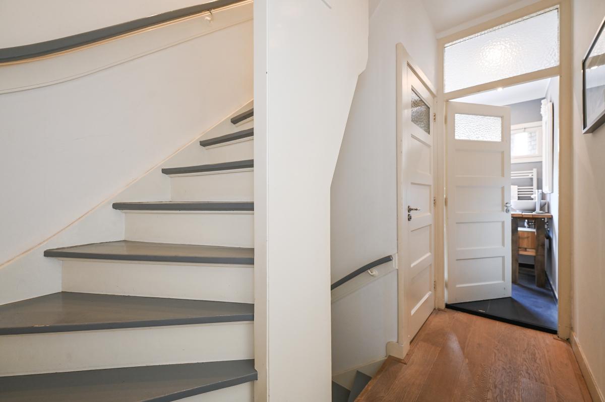 Van Schagenstraat 9A