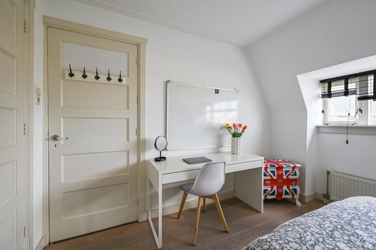 Van Schagenstraat 9A