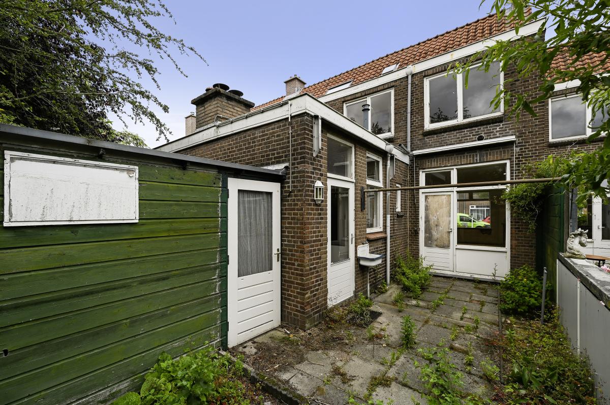 Emmastraat 15