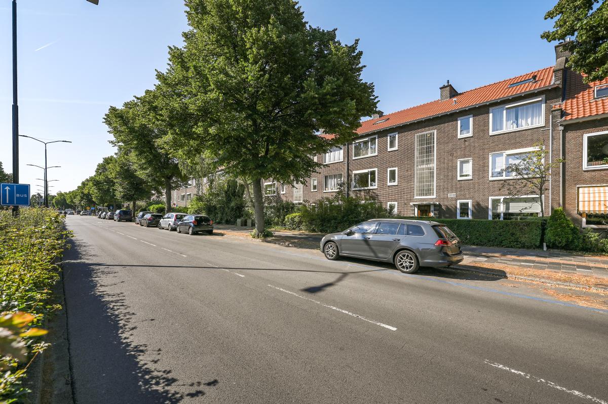 Laan van Nieuw Oosteinde 90