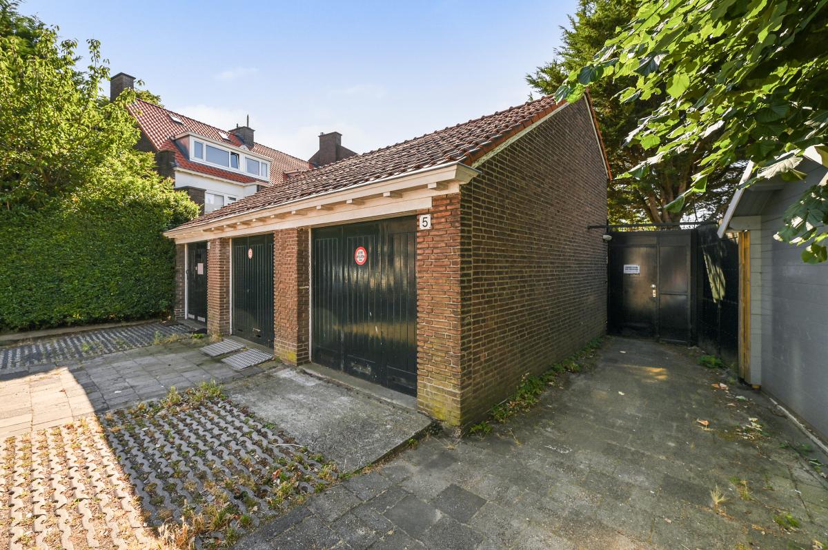 Laan van Nieuw Oosteinde 90