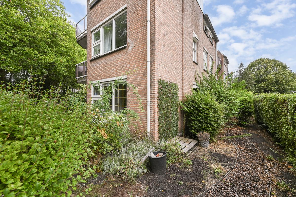 Pompe van Meerdervoortstraat 8